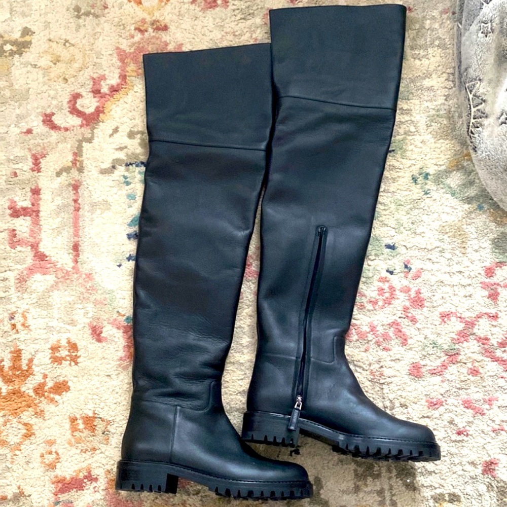 Over the knee Michael Kors boots